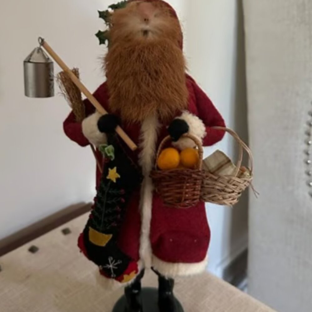 Byers Choice Santa Beaded Stocking Lantern signed by Joyce Byer